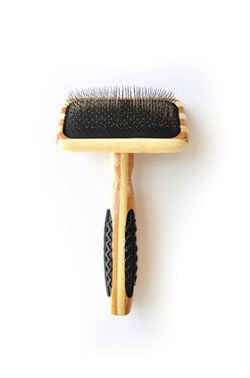 Bass Slicker Cat Brush